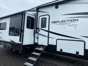 2022 Grand Design Reflection Fifth Wheel available for rent in Conway, South Carolina