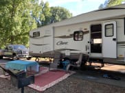 2013 Keystone RV Cougar Fifth Wheel available for rent in Wilmington, North Carolina