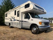 2005 Fleetwood Tioga Class C available for rent in Detroit, Michigan