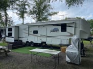 2010 Forest River Cedar Creek Silverback Fifth Wheel available for rent in Canfield, Ohio