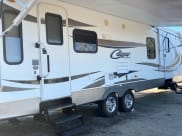 2014 Keystone RV Cougar Travel Trailer available for rent in Atascadero, California