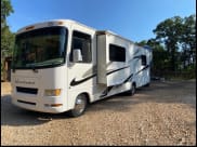 2007 Thor Motor Coach Four Winds Class A available for rent in Springdale, Arkansas