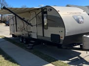 2015 Forest River Cherokee Travel Trailer available for rent in O'Fallon, Illinois