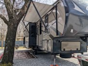 2015 Forest River Sandpiper Fifth Wheel available for rent in Broadway, Virginia