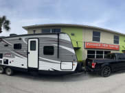 2018 Dutchmen Coleman Lantern Travel Trailer available for rent in Davenport, Florida