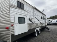 2015 Crossroads RV Zinger Travel Trailer available for rent in oswego, New York