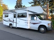 2012 Forest River Coachmen Freelander Class C available for rent in Port Orchard, Washington