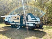 2021 Crossroads RV Zinger Travel Trailer available for rent in Frankford, Delaware