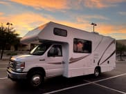 2017 Thor Majestic Class C available for rent in Meridian, Idaho