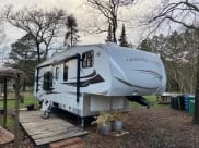 2013 Starcraft Travel Star Fifth Wheel available for rent in Mint Hill, North Carolina