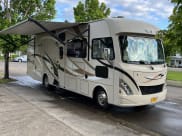 2017 Thor A.C.E. Class A available for rent in Oregon city, Oregon