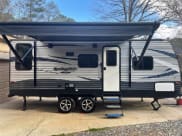 2018 Keystone RV SM2020QB Travel Trailer available for rent in Acworth, Georgia