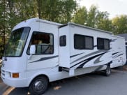 2005 National RV Sea Breeze Class A available for rent in Wasilla, Alaska