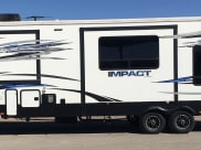 2015 Keystone RV Impact Toy Hauler Fifth Wheel available for rent in ontario, California