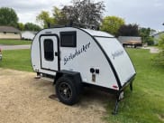 2022 Braxton Creek Bushwacker Travel Trailer available for rent in Sparta, Wisconsin