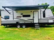 2021 Coleman Lantern Travel Trailer available for rent in Olive Branch, Mississippi