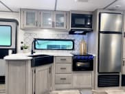 2022 Coleman Lantern 263BH Travel Trailer available for rent in Bentonville, Arkansas