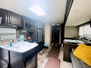 2018 Keystone Kodiak Travel Trailer available for rent in Springfield, Oregon