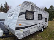 2013 Jayco Jay Flight Swift Travel Trailer available for rent in Kingsville, Ontario