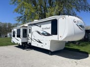 2012 Forest River Cardinal Fifth Wheel available for rent in Goshen, Indiana