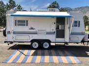 2000 Nomad Lite Travel Trailer available for rent in Reno, Nevada