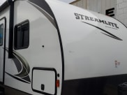 2022 Gulfstream Streamlite 28BBS Travel Trailer available for rent in Midland, Michigan