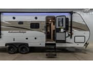 2022 Autumn Ridge 26BHS Travel Trailer available for rent in Battle Creek, Michigan