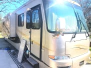 2003 Kountry Star Kountry Star Motorhome Class A available for rent in Indianapolis, Indiana