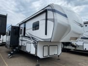 2023 Keystone Avalanche Fifth Wheel available for rent in cumming, Georgia