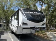 2021 Grand Design Reflection Fifth Wheel available for rent in Sale Creek, Tennessee