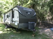 2015 Keystone RV Hideout LHS Travel Trailer available for rent in Hawkins, Texas