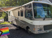 1999 Fleetwood Southwind Class A available for rent in Walpole, New Hampshire