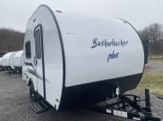 2022 Braxton Creek Bushwhacker Plus Travel Trailer available for rent in West Rutland, Vermont