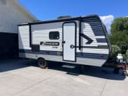 2021 Crossroads RV Zinger Lite Travel Trailer available for rent in Lehi, Utah