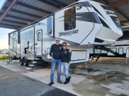 2017 Grand Design Momentum Toy Hauler Fifth Wheel available for rent in Kathleen, Georgia