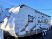 2011 Dutchmen Coleman Travel Trailer available for rent in Madras, Oregon