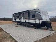 2020 Dutchmen Coleman Lantern Travel Trailer available for rent in Winfield, Kansas