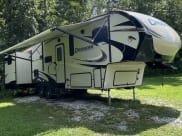 2018 Crusader Lite Fifth Wheel available for rent in Pikeville, Tennessee