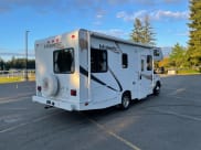 2007 Majestic Leisure Craft Tourer Ii Class C available for rent in Milton, Washington