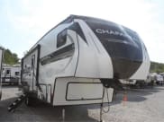 2022 Coachmen Chaparral Fifth Wheel available for rent in Lebo, Kansas