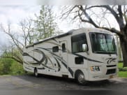 2015 Thor Hurricane Class A available for rent in Collierville, Tennessee