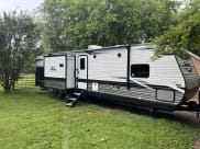 2022 Jayco Jay Flight Travel Trailer available for rent in Gallatin, Tennessee