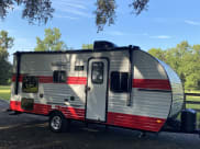 2020 Sunset Park RV Sun Lite Travel Trailer available for rent in Niederwald, Texas