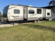 2015 Keystone RV Hideout Luxury Travel Trailer available for rent in Glasford, Illinois