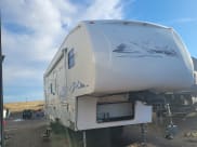 2007 Denali Denali Fifth Wheel Fifth Wheel available for rent in Byers, Colorado