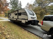 2019 Winnebago Minnie Plus 27BHSS Travel Trailer available for rent in Columbus, Ohio