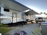 2022 Astoria Platinum Fifth Wheel available for rent in Friendswood, Texas