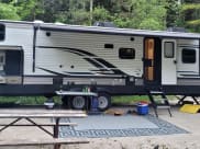 2022 Palomino RBFQ Travel Trailer available for rent in Appleton, Wisconsin