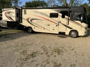 2018 Georgetown GT5 Class A available for rent in Woodstock, Illinois