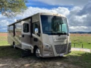 2017 Winnebago Vista LX Class A available for rent in Lakewood, Washington